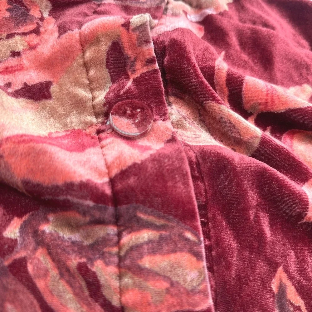 Pottery Barn Burgundy Red Floral Velvet Pillow Standard Sham Rose Print Button
